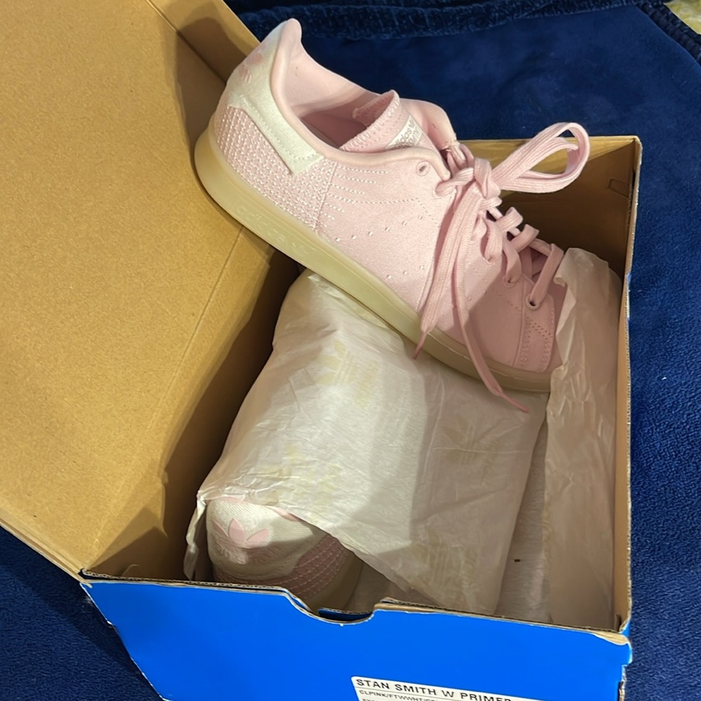 Adidas Women's Pink Sneakers NWT Size 9.5 - Picture 12 of 15